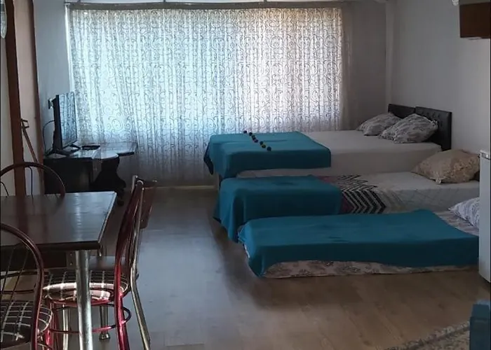 Plenty Of Amenities, Affordable Price Lejlighed