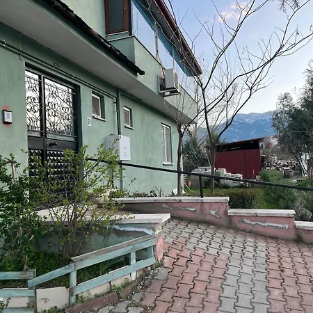Apartment Plenty Of Amenities, Affordable Price